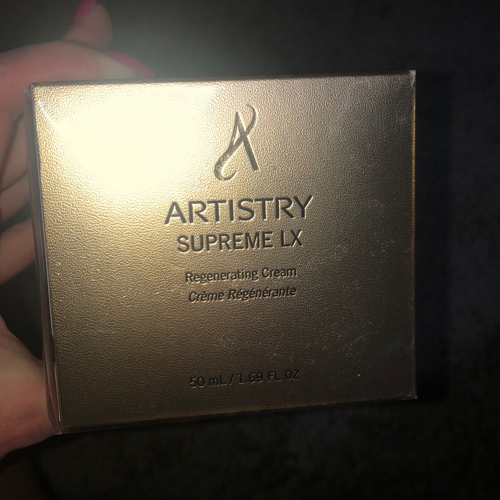 Artistry supreme lx regenerating cream
